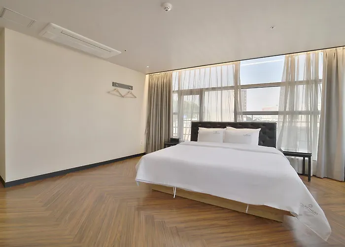 Platinum Nampo Hotel 2*