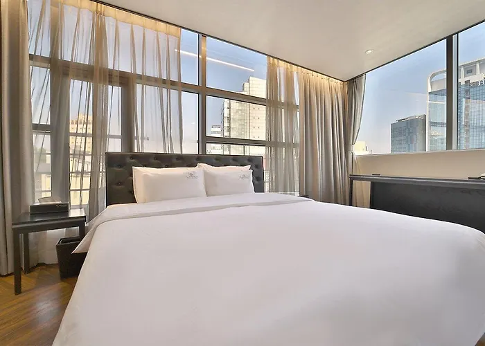 Platinum Nampo Hotel 2*