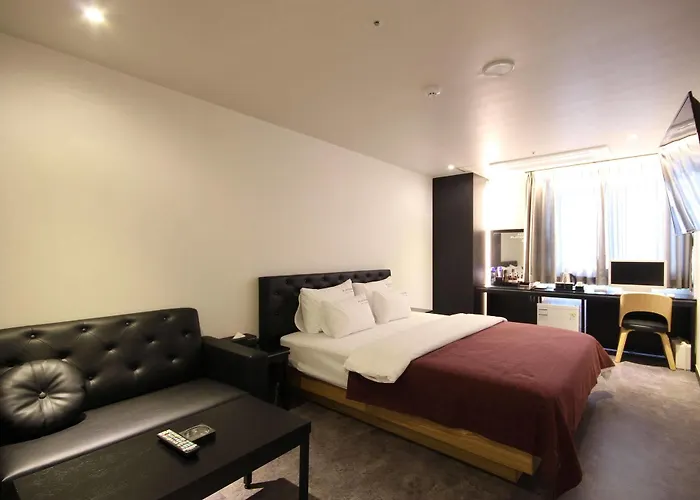 Platinum Nampo Hotel 2*