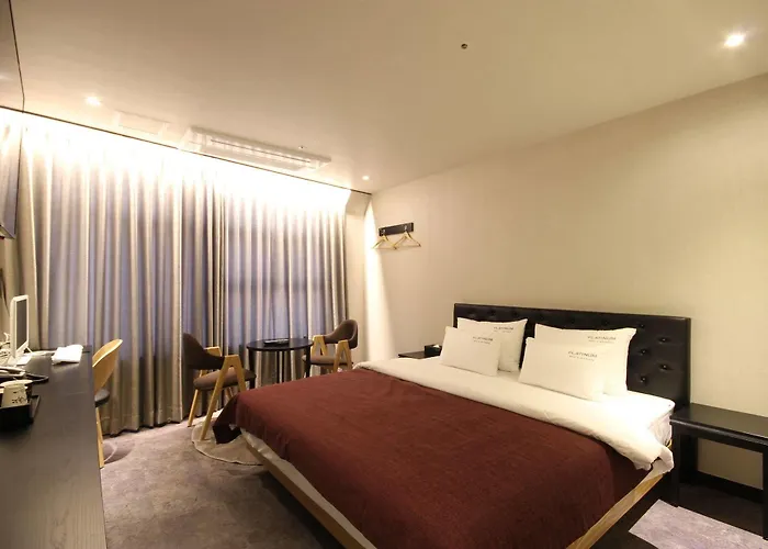 Hotel Platinum Nampo 2*